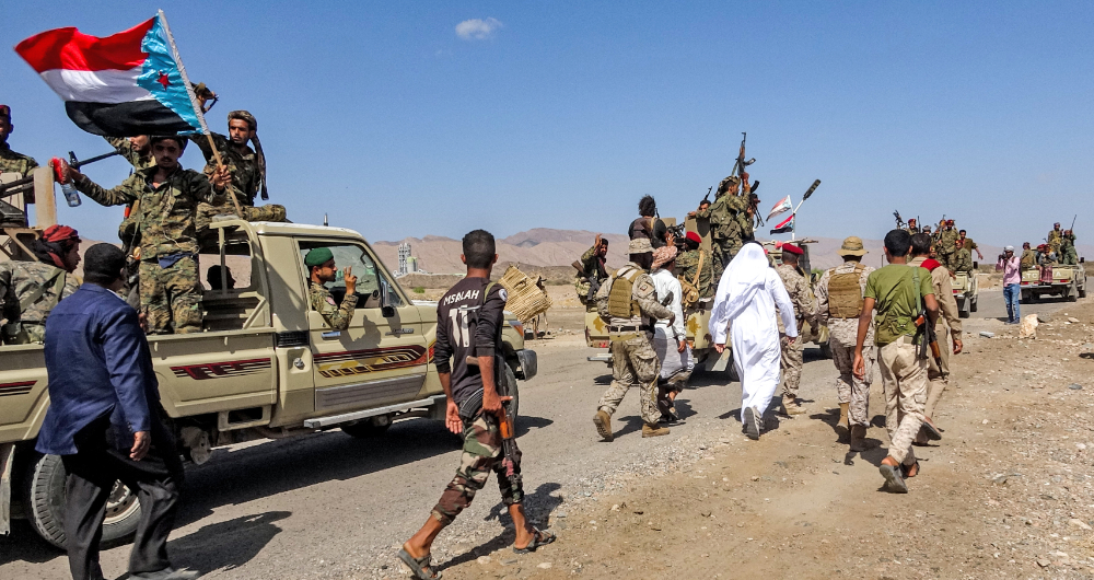 Saudi military officers also oversaw the demolition of sand barricades and trenches built by warring factions, and reopened the main road that links Aden with other southern provinces. (AFP) Saudi military officers also oversaw the demolition of sand barricades and trenches built by warring factions, and reopened the main road that links Aden with other southern provinces. (AFP)