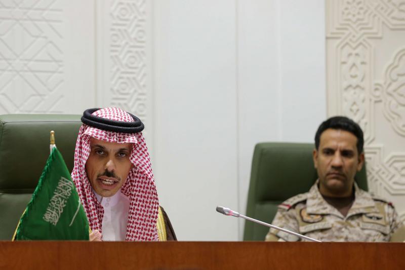 Saudi Foreign Minister Prince Faisal bin Farhan (L) speaks during a press conference in the capital Riyadh on March 22, 2021, announcing an offer of a cease-fire with Yemen’s Houthi militia. (Reuters) Saudi Foreign Minister Prince Faisal bin Farhan (L) speaks during a press conference in the capital Riyadh on March 22, 2021, announcing an offer of a cease-fire with Yemen’s Houthi militia. (Reuters)