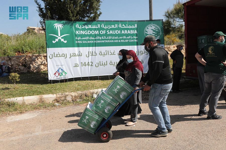 King Salman Humanitarian Aid and Relief Center continues to distribute Ramadan food baskets in Lebanon. (SPA) King Salman Humanitarian Aid and Relief Center continues to distribute Ramadan food baskets in Lebanon. (SPA)
