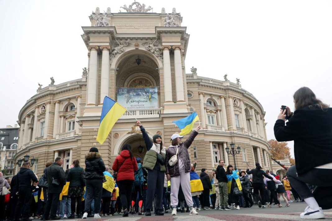 Zelensky says Russians destroyed Kherson's critical infrastructure